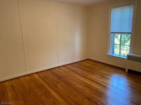 13 Bridge St, Stockton Boro, NJ 08559