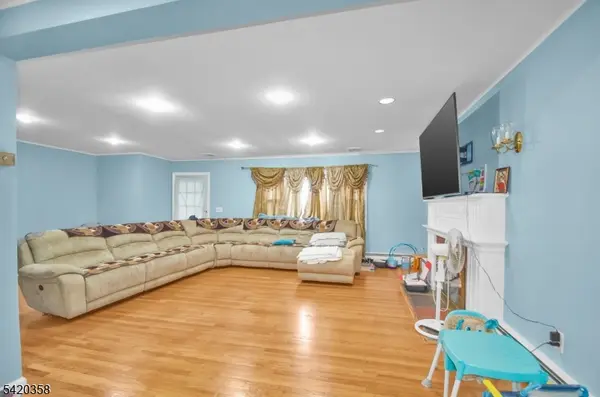 78 Hastings Ave, Nutley Twp., NJ 07110