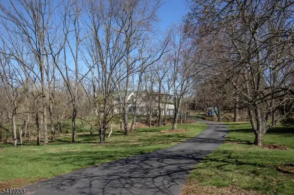 34 Indian Run, Readington Twp., NJ 08889