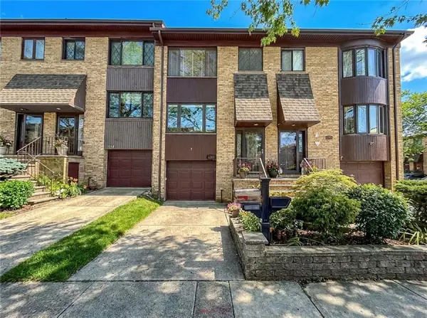 116 Dogwood LN #116, Staten  Island, NY 10305