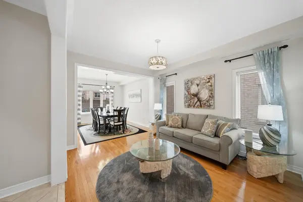 60 Dunwell CRES, Ajax, ON L1T 0A7