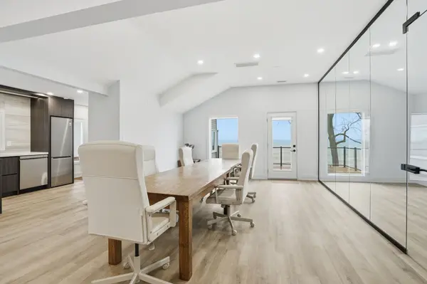 2100 Old Lakeshore RD #4, Burlington, ON L7R 1E3