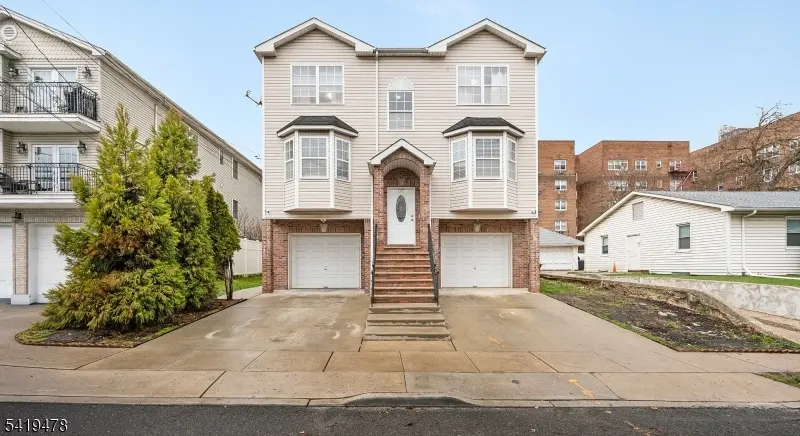 117-119 Stiles St, Elizabeth City, NJ 07208