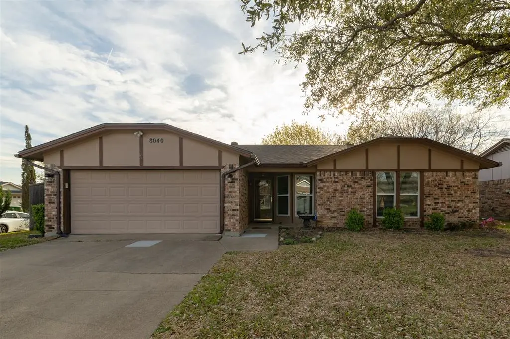 8040 Lazy Brook Drive, Watauga, TX 76148