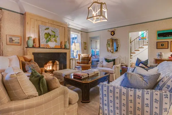 1022 N Montclair Avenue, Dallas, TX 75208