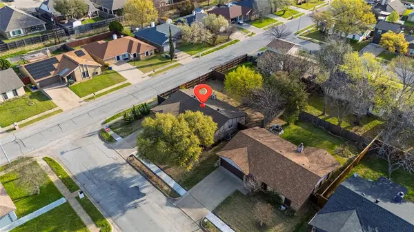 8040 Lazy Brook Drive, Watauga, TX 76148