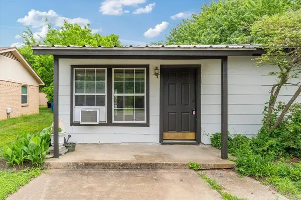 716 N Cummings Drive, Alvarado, TX 76009