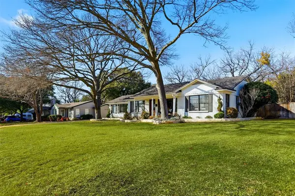 6724 Kirkwood Road, Fort Worth, TX 76116