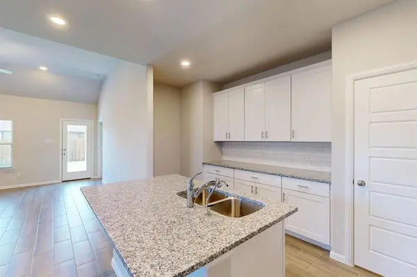 405 Wydown Drive, Princeton, TX 75407