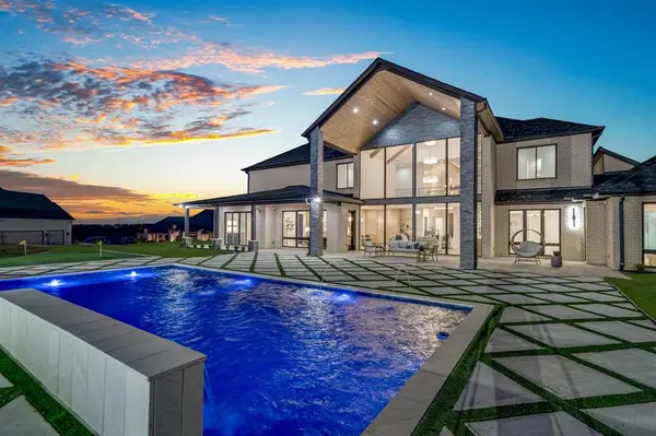 1972 Carter Lane, Gunter, TX 75058