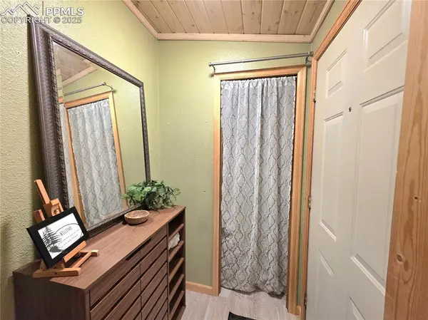 891 S Mountain Estates RD, Florissant, CO 80816