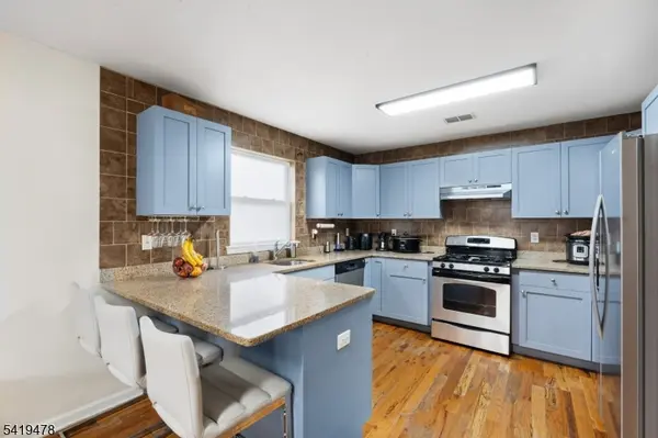 117-119 Stiles St, Elizabeth City, NJ 07208