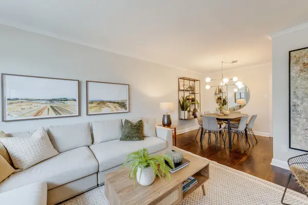 225 Woodville AVE, Toronto E03, ON M4J 2R4