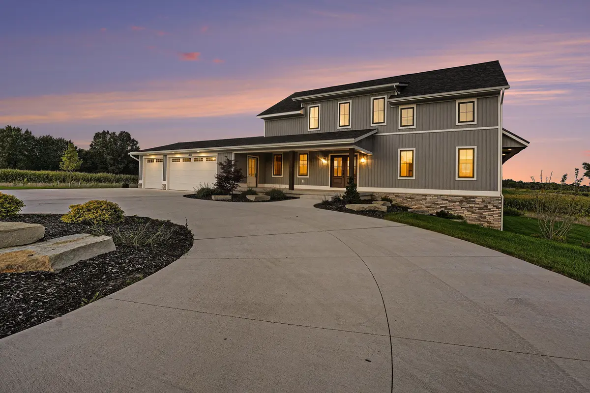 4277 Mason ST, Jamestown Twp, MI 49464