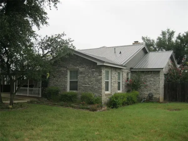 1302 W Wheeler Street, Breckenridge, TX 76424