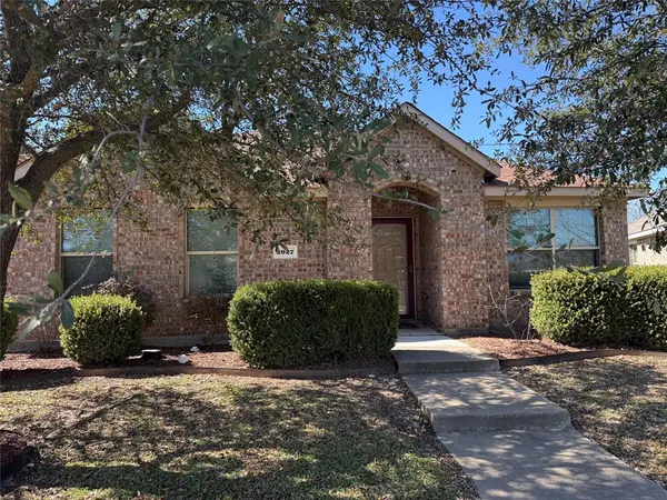 2027 Fair Weather Drive, Lancaster, TX 75146