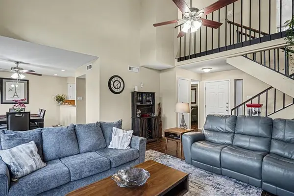 2953 Country Place Circle, Carrollton, TX 75006