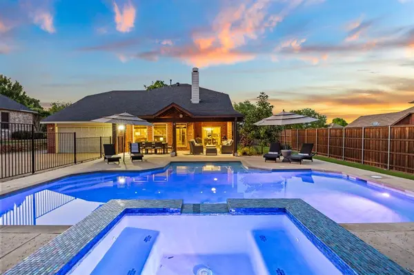 144 Oxford Drive, Heath, TX 75032