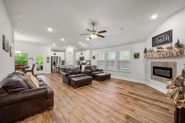 103 Randal Row, Corsicana, TX 75110