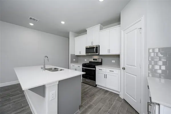 501 Amenduni Lane, Anna, TX 75409