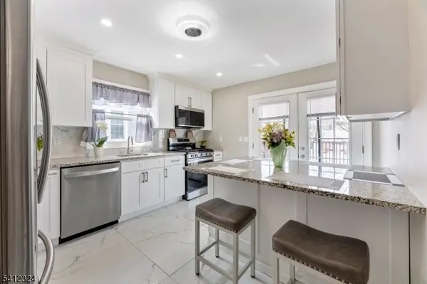 95 William Pl, Totowa Boro, NJ 07512