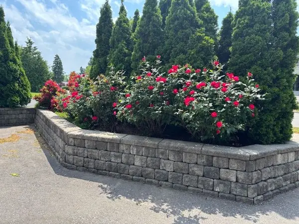 1449 Rosebank RD, Pickering, ON L1V 1P3