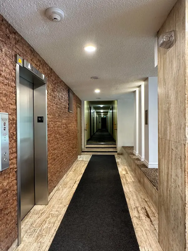 335 Driftwood AVE #211, Toronto W05, ON M3N 2P3