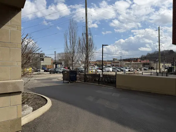 60 Ann ST #309, Caledon, ON L7E 4G5