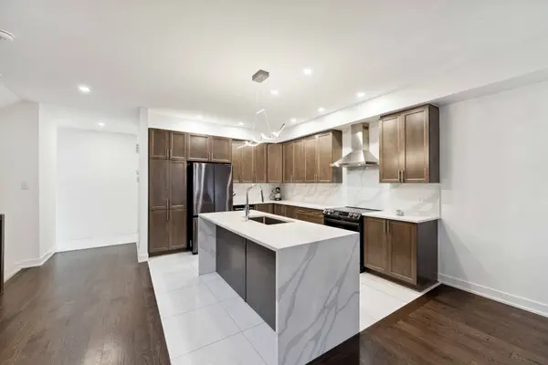 748 OVATION GRV, Leitrim, ON K1T 0X6