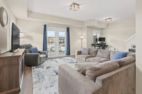 39 Kay CRES #20, Guelph, ON N1L 0N5