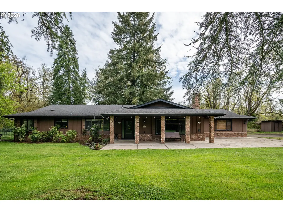 38613 HIGHWAY 58, Dexter, OR 97431