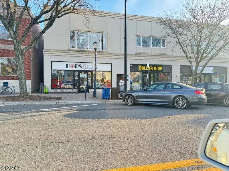 34 E Main St, Somerville Boro, NJ 08876