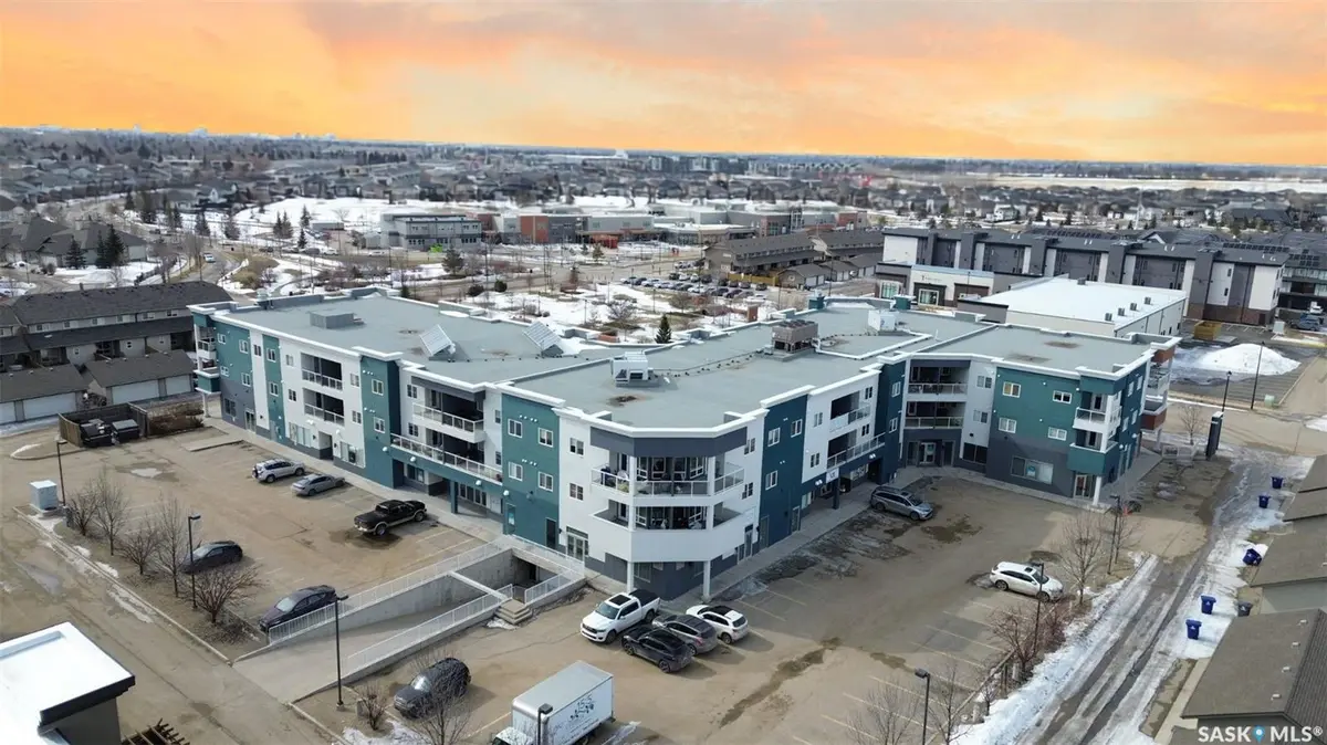 412 Willowgrove SQUARE #214, Saskatoon, SK S7W 0T2