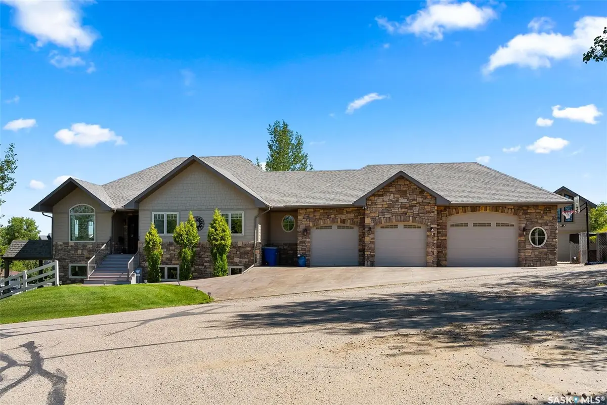 15 MEADOW BAY, Lumsden, SK S0G 3C0