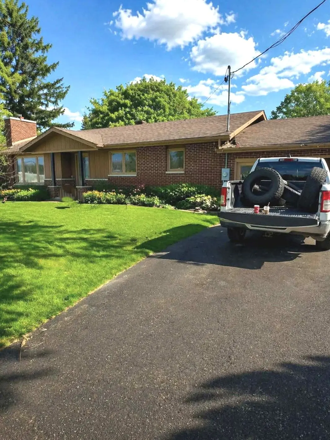 18 Main ST, Armstrong, ON P0J 1S0