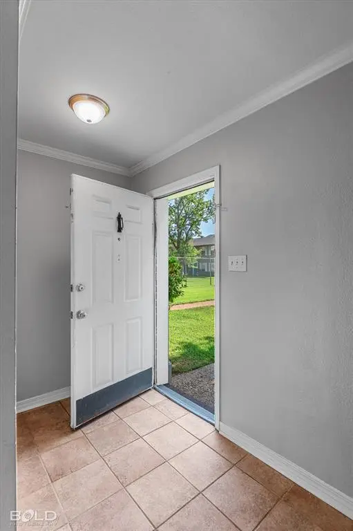 10046 GEORGETOWN Drive, Shreveport, LA 71115