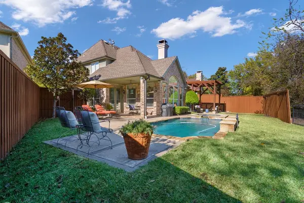 6724 Frankford Road, Dallas, TX 75252