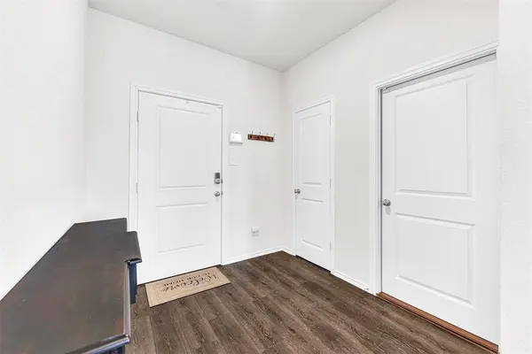 816 Glover Drive, Aubrey, TX 76227