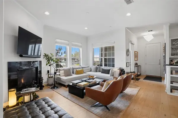 5005 Meridian Lane #1101, Addison, TX 75001