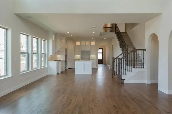 703 Thoroughbred Avenue, Frisco, TX 75036