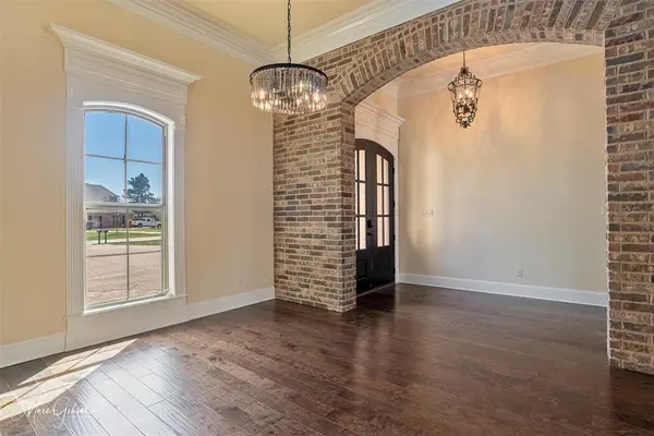 9572 Rochel Drive, Shreveport, LA 71115