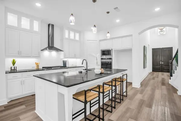 5100 Hedgerow Drive, Little Elm, TX 76227