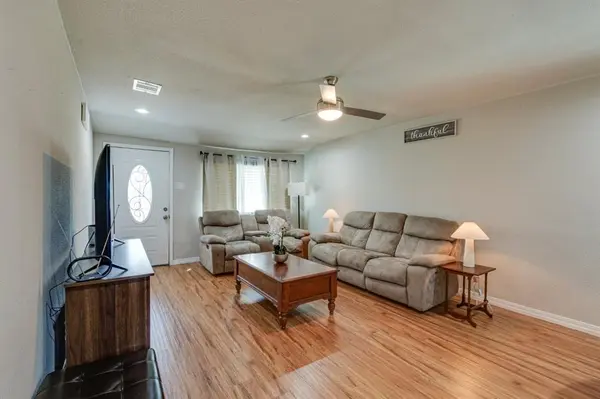 5720 Geddes Avenue, Fort Worth, TX 76107