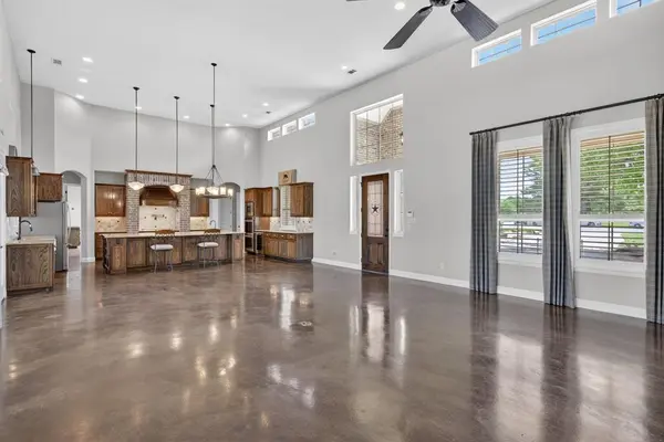 3908 Chapel Court, Double Oak, TX 75028