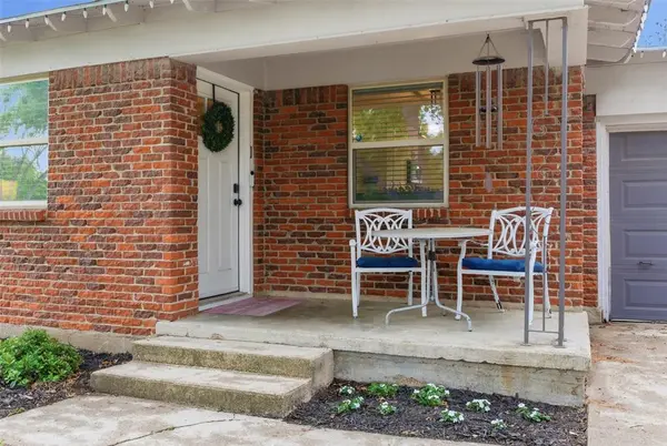 807 Elizabeth Boulevard, Granbury, TX 76048