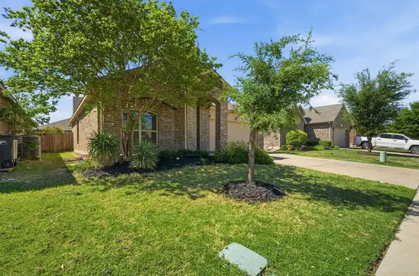 1748 Jacona Trail, Fort Worth, TX 76131
