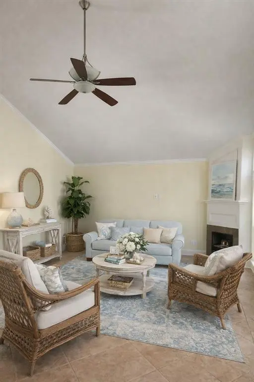 5337 S Lakeshore Drive, Shreveport, LA 71109