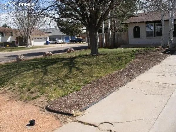 141 Kingsley AVE, Pueblo, CO 81005