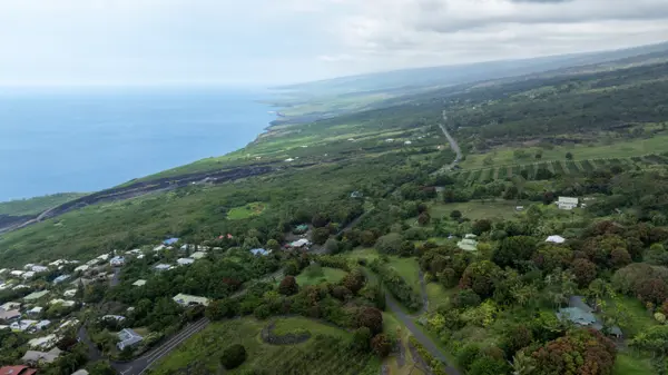 87-493 KAOHE MAUKA RD, Captain Cook, HI 96704