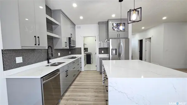 371 Sharma CRESCENT, Saskatoon, SK S7W 1K9